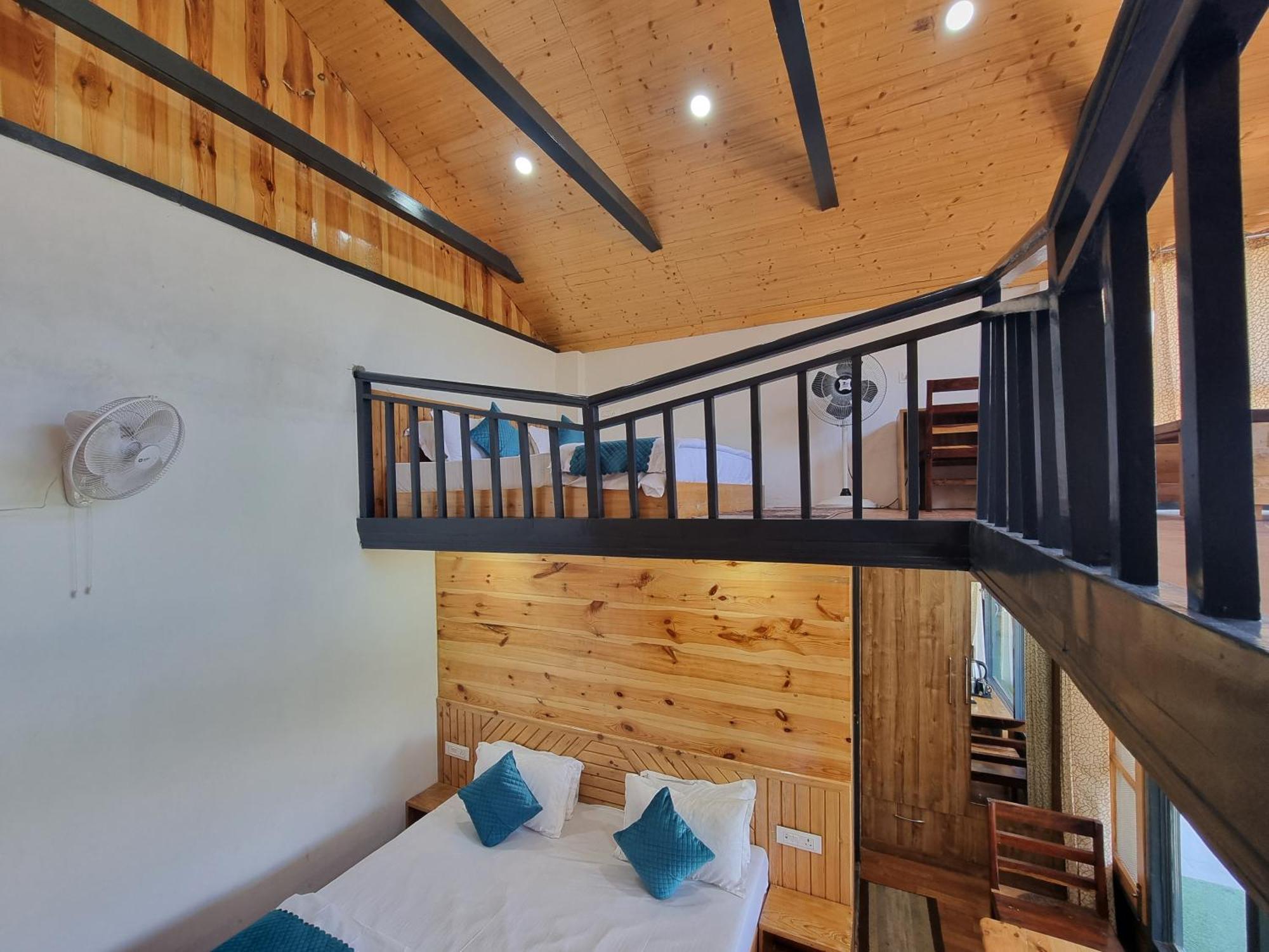 Baikunth Homes Dalhousie Exterior photo